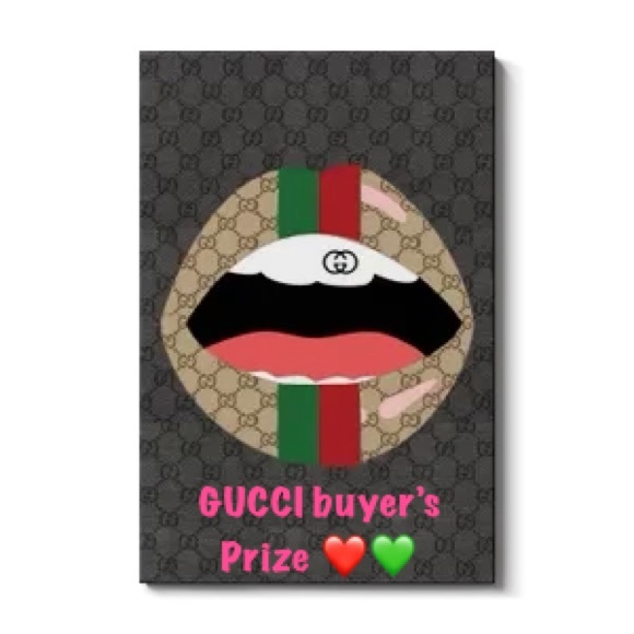 Handbags - 🎤 I’M LIVE🎤 3/29 5:15pm EST: ❤️💚GUCCI💚❤️ buyer’s prize & much, much more!